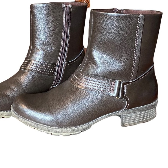 Clarks Women's Boots Ankle Zip Round Toe Booties Brown Size 9M - Picture 9 of 14